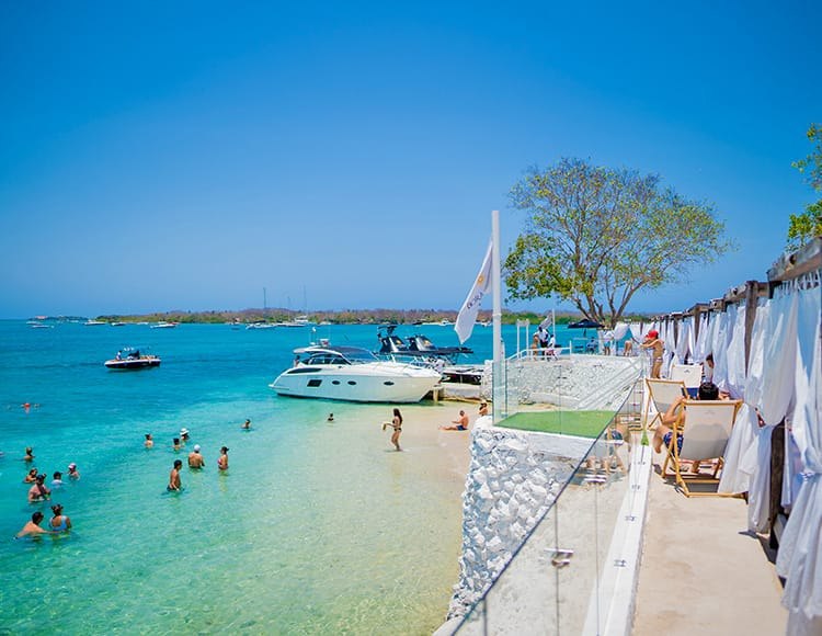 BORA BORA BEACH CLUB — ÁREA VIP — Galería 1